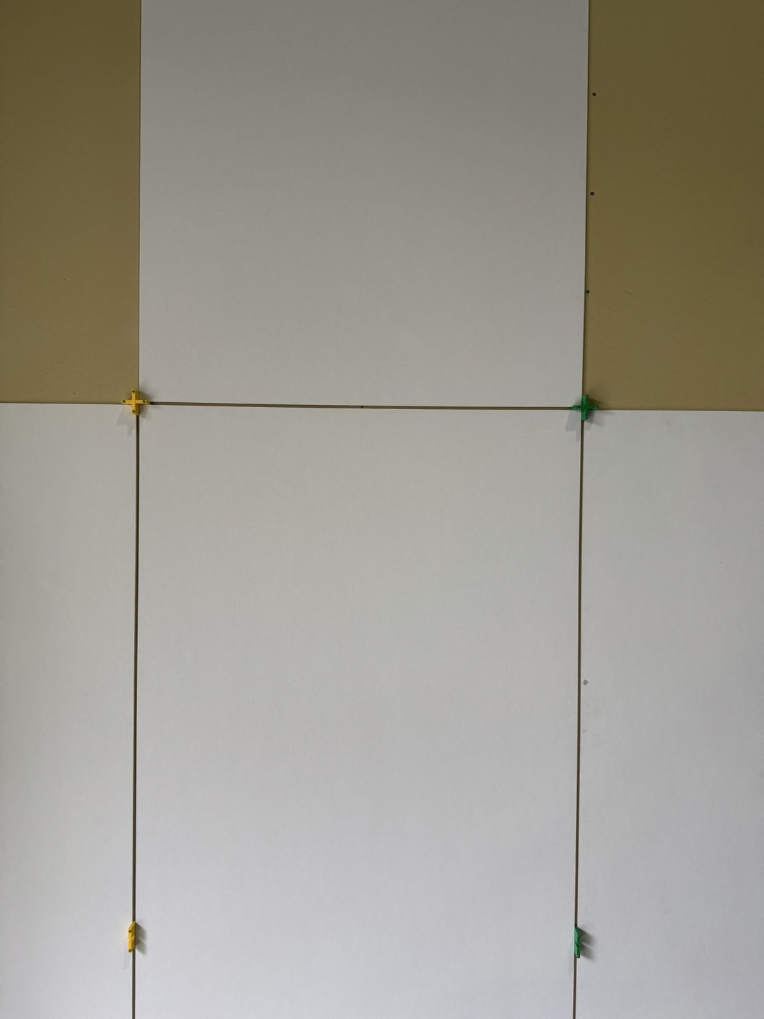 メジスカットの十字型からI型への分解の様子